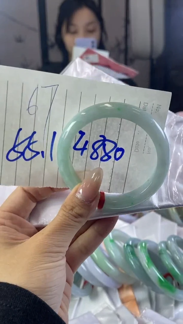 未镶嵌手镯（圆镯）翡翠翡翠手镯单样发一67