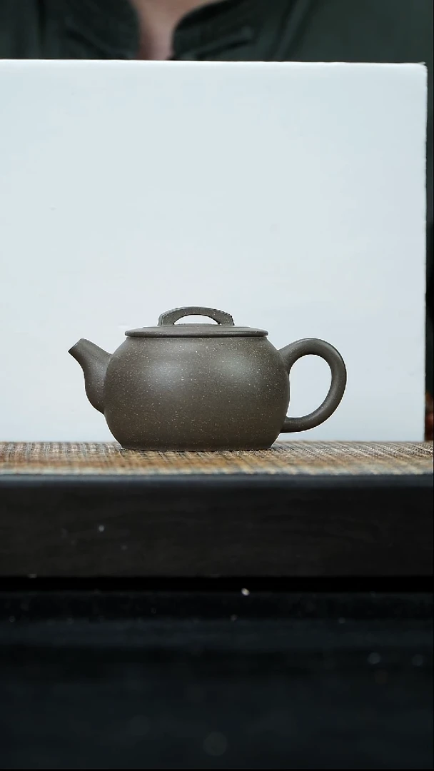 茶壶紫砂汉瓦壶 青段 170cc 04