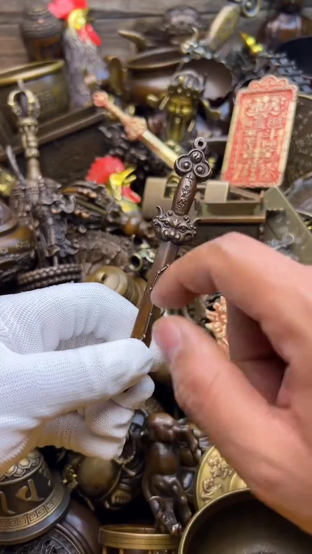 精美铜器，点击下单