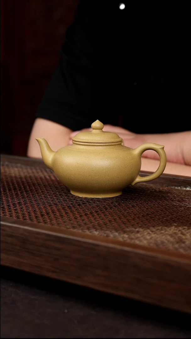 茶壶紫砂黄金段笑樱