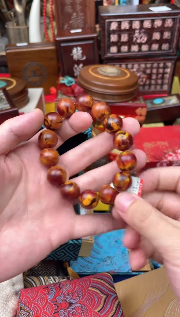 木---------------龙，手串