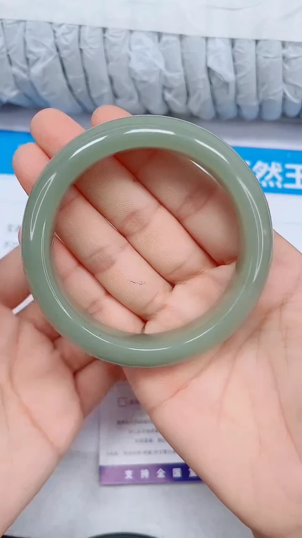 未镶嵌手镯石英质玉9-60