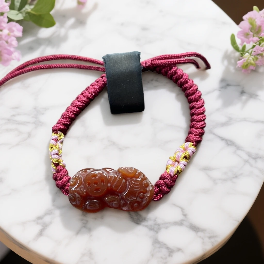 尺寸约25*13mm貔貅手绳玉石玛瑙手串