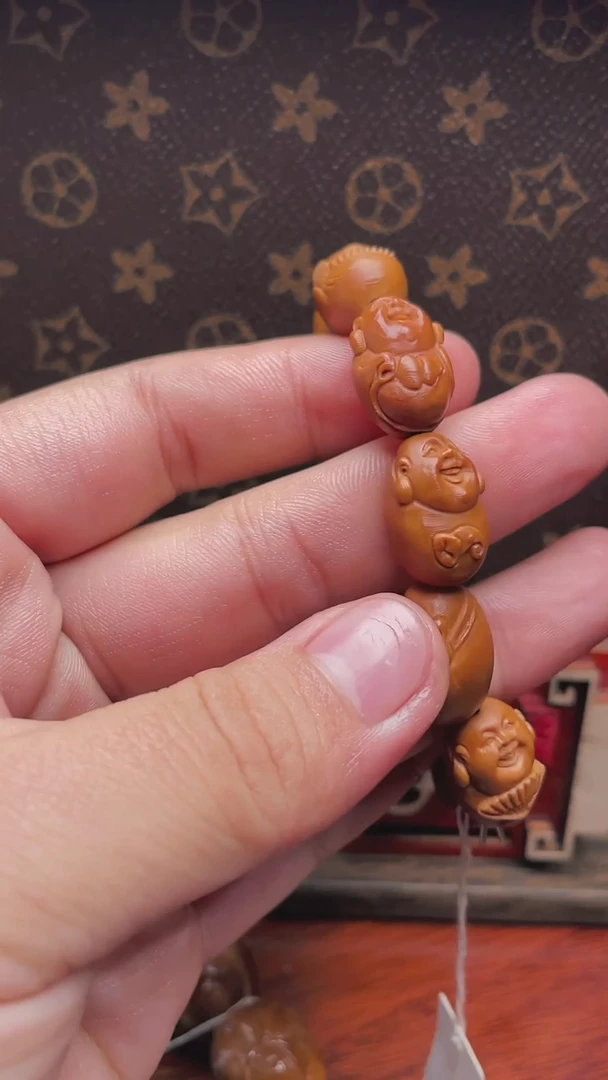 【闪购商品】橄榄核手串1.3十小弥勒，油核