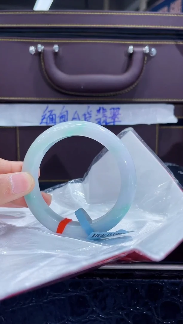未镶嵌手镯翡翠11