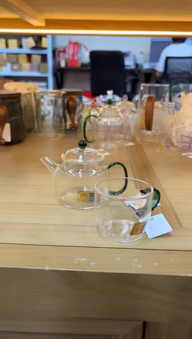 禾器言卿壶墨绿色+禾器清尚杯一个装