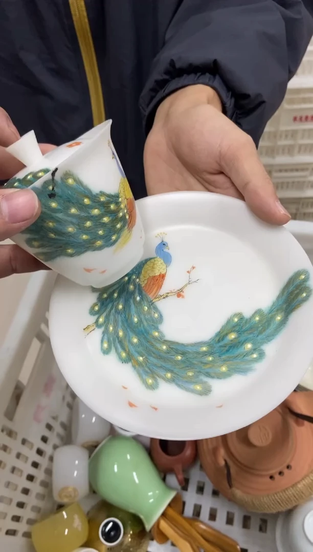 无运费险有瑕疵的摄影的产品有使用过的痕迹有点脏介意勿拍