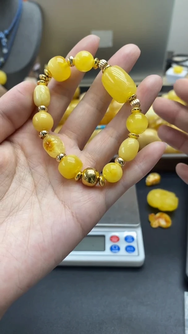 琥珀未镶嵌珠宝奇石541