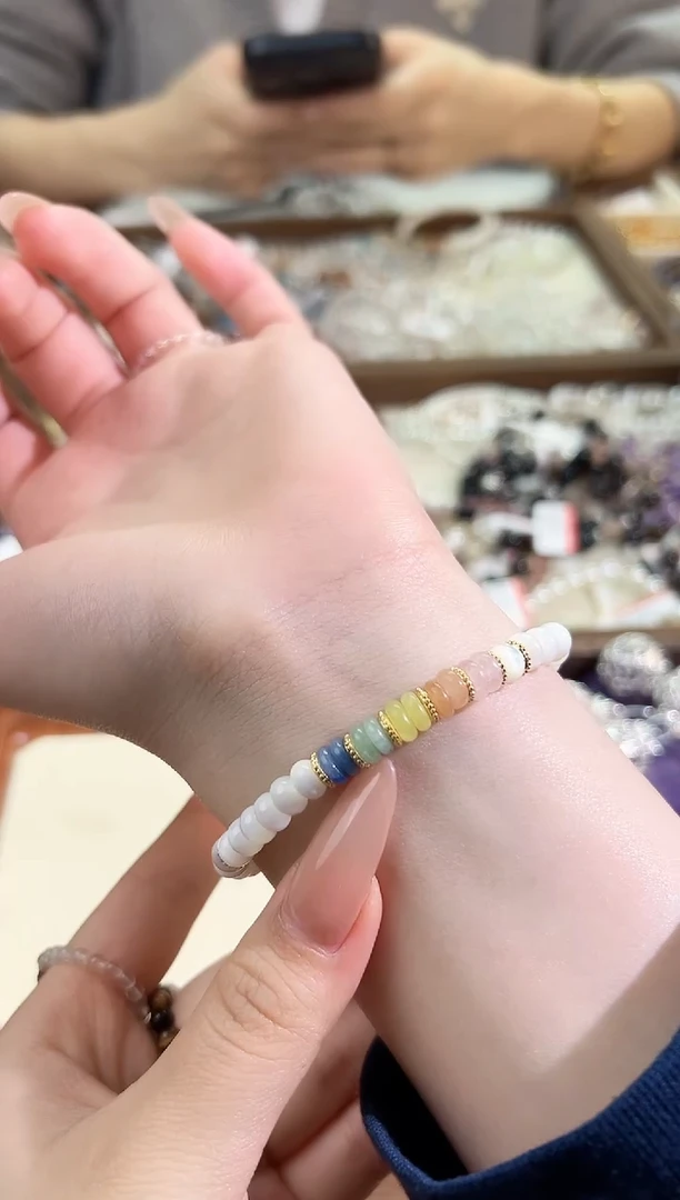 【闪购商品】水晶手链未镶嵌白蝶贝默认微瑕多样性发货