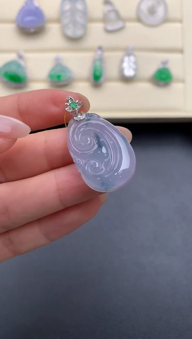 【闪购商品】翡翠颈饰18K金镶嵌Q386       