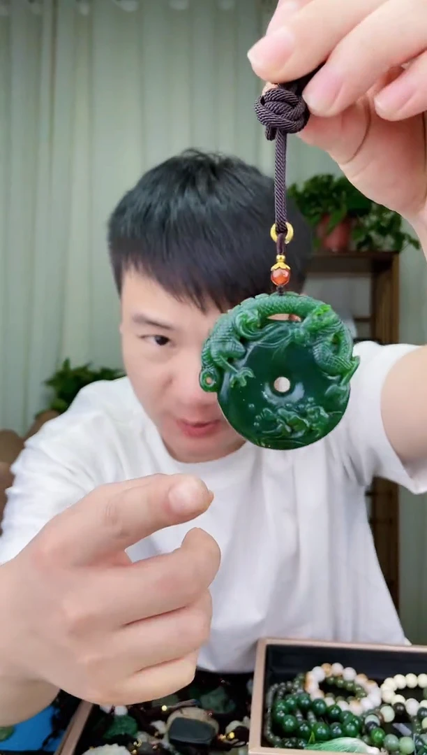 未镶嵌和田玉挂件拍一发一，多样性发货！