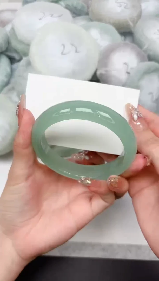 石英质玉手镯未镶嵌79-59.5