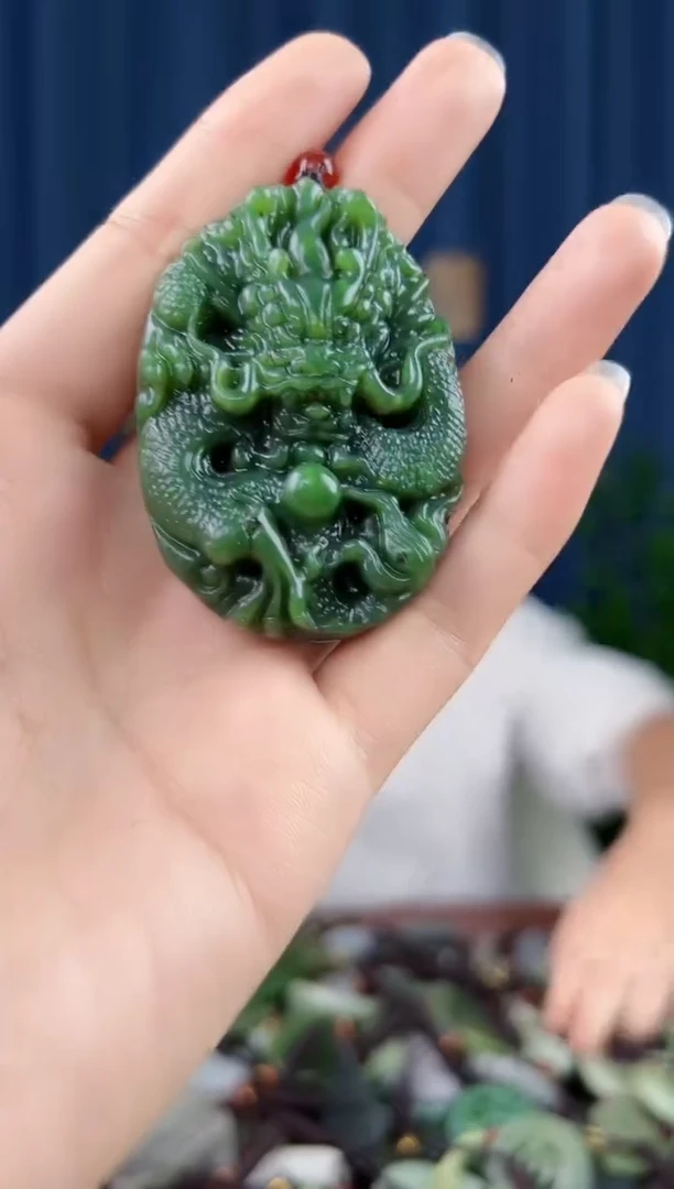 未镶嵌和田玉挂件拍一发一，