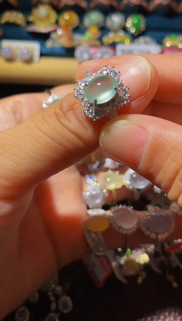 翡翠戒指银S925镶嵌伊*3.................