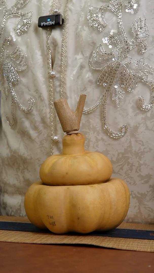 894号 天然热水酒葫芦 一物一拍（有瑕介意勿拍）