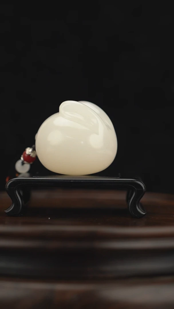 玉【玉兔】天然玉石手把件