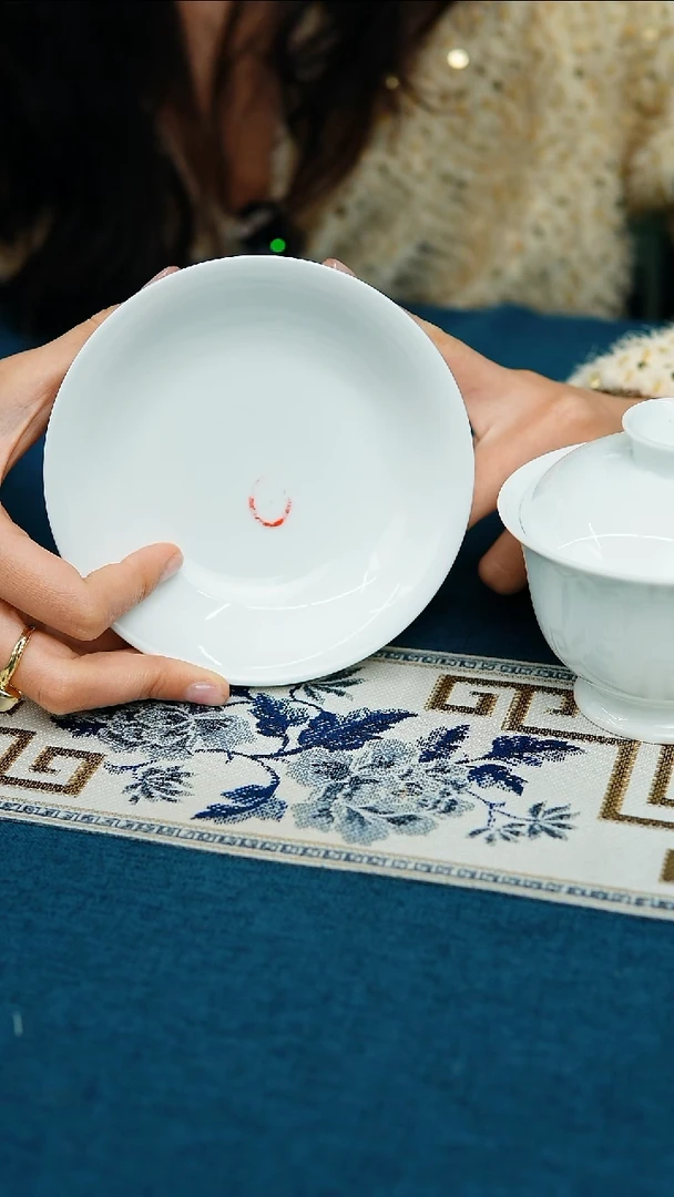 【闪购商品】微瑕壶承