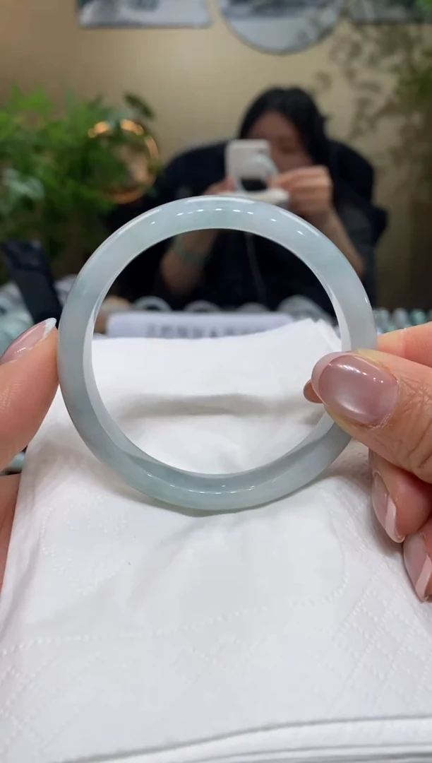 【闪购商品】翡翠手镯未镶嵌翡翠手镯