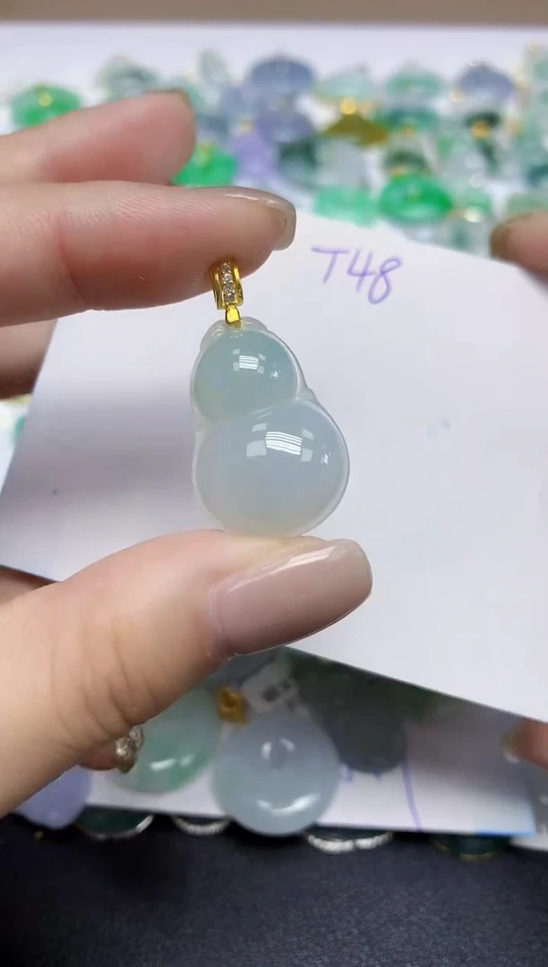 颈饰未镶嵌翡翠天然缅甸翡翠A货翡翠百元以上9元证书费自理
