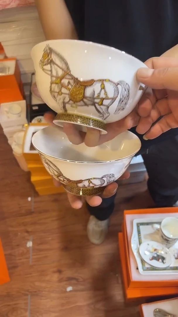 杯鸿辉家品牌瓷器，京东包邮！