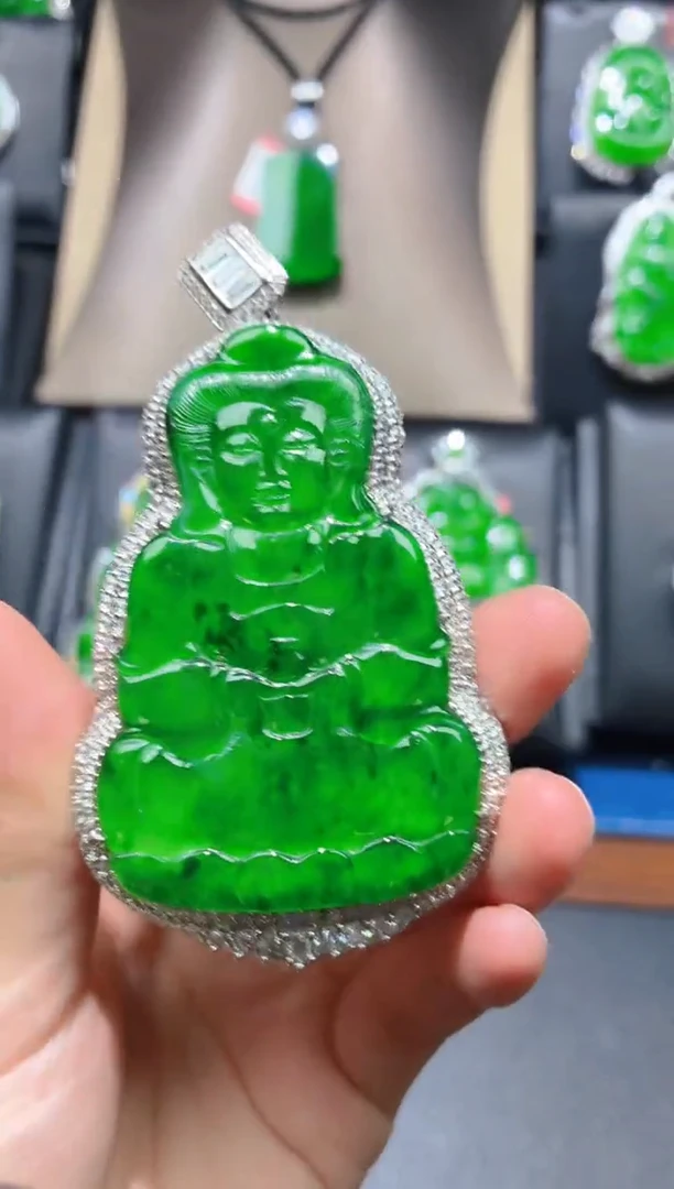 翡翠未镶嵌颈饰天然J07