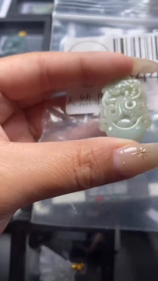 颈饰未镶嵌翡翠3440