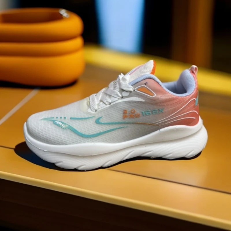 跑步鞋碳板减震轻便休闲公路镂空软底耐磨男鞋系带小道运动鞋