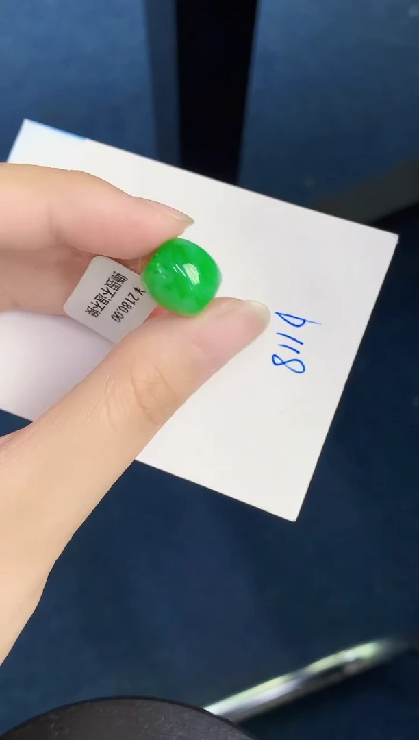 翡翠未镶嵌颈饰天然翡翠緬甸A貨