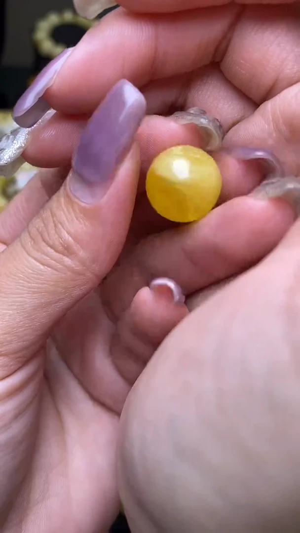 【闪购商品】琥珀裸石未镶嵌葵. 87