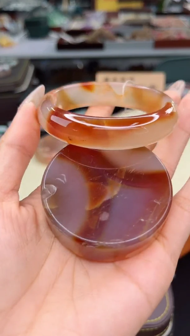 【闪购商品】石英质玉手镯未镶嵌56圈口（赠品镯心）S9413