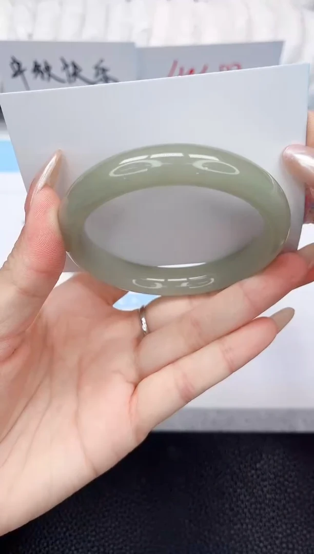 未镶嵌手镯石英质玉99-56.4