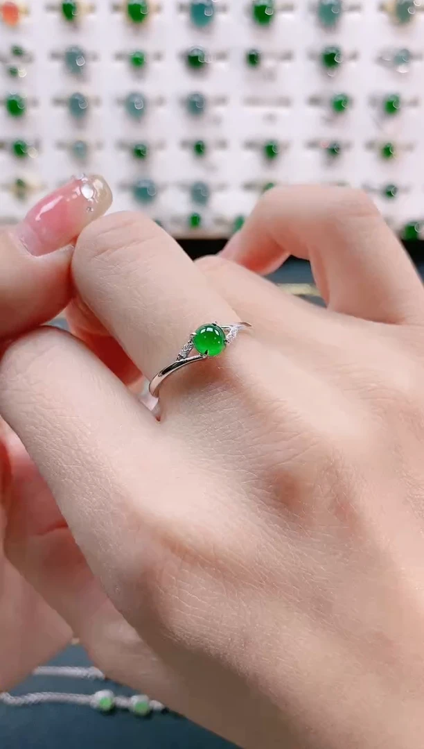 【闪购商品】翡翠戒指银S925镶嵌天然翡翠