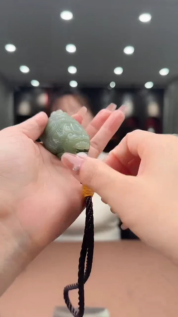 颈饰未镶嵌和田玉工厂清货，不退不换