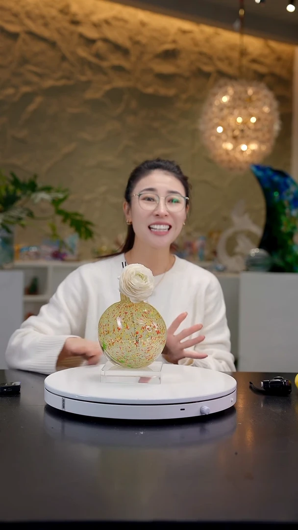 手工艺品琉璃设计款香薰瓶