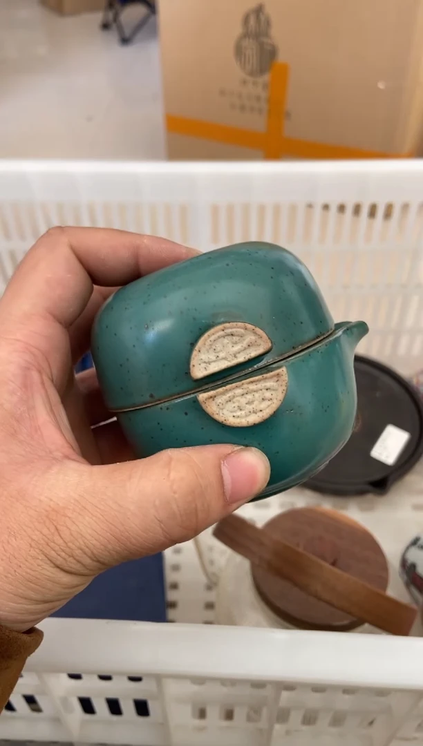 杯无运费险有瑕疵的摄影的产品有使用过的痕迹有点脏介意勿拍