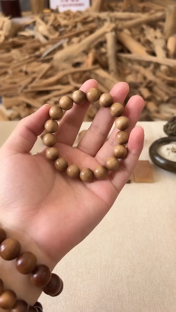 檀香木手串/手链正区老山檀 宝马 1.2 圆珠 顺纹