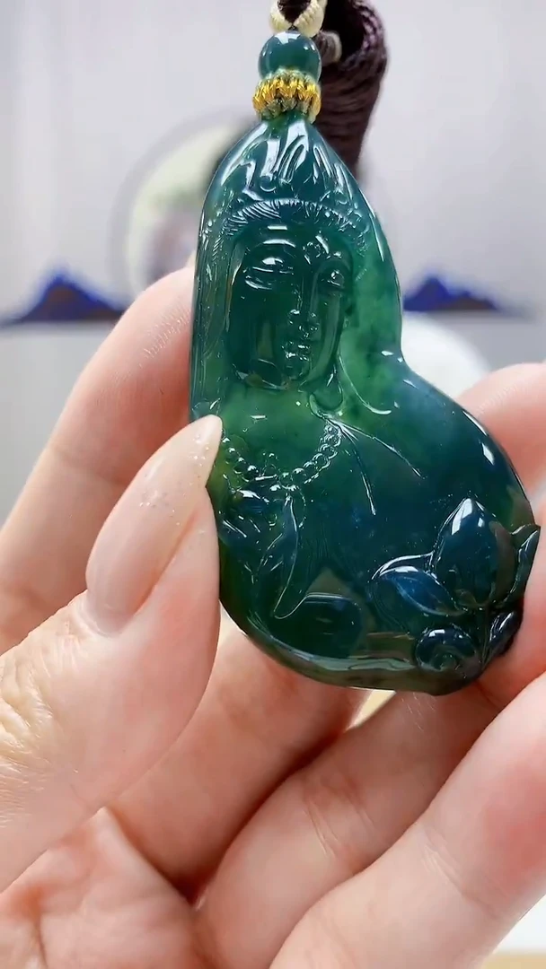 未镶嵌定制翡翠5028MM-毛货挂件57