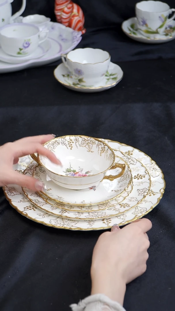 骨瓷婷婷中古器物如图所示58