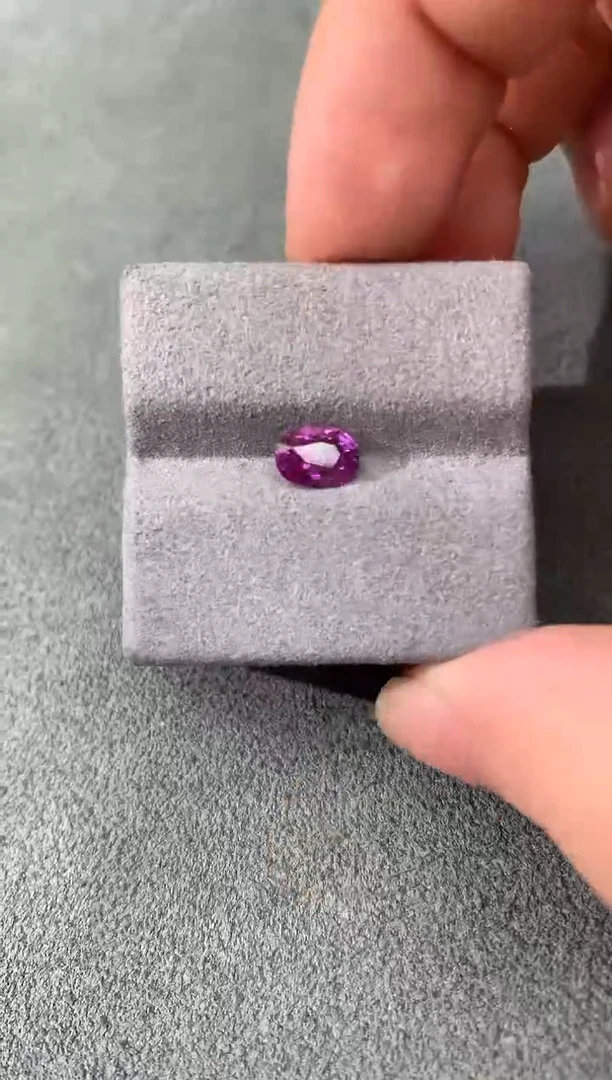 裸石彩色蓝宝石无烧紫色蓝宝石 1.03CT