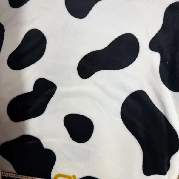 新店专属 奶牛牛奶绒 被套床品92号