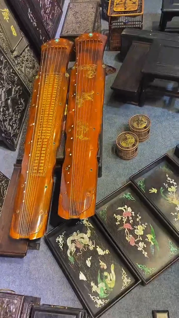 木艺**涯紫檀雕刻一物一拍