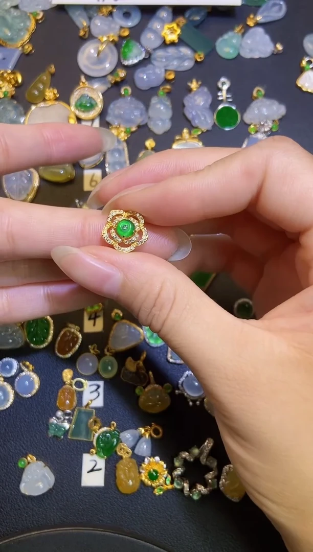 翡翠银S925镶嵌吊坠(不含链)天然A货翡翠