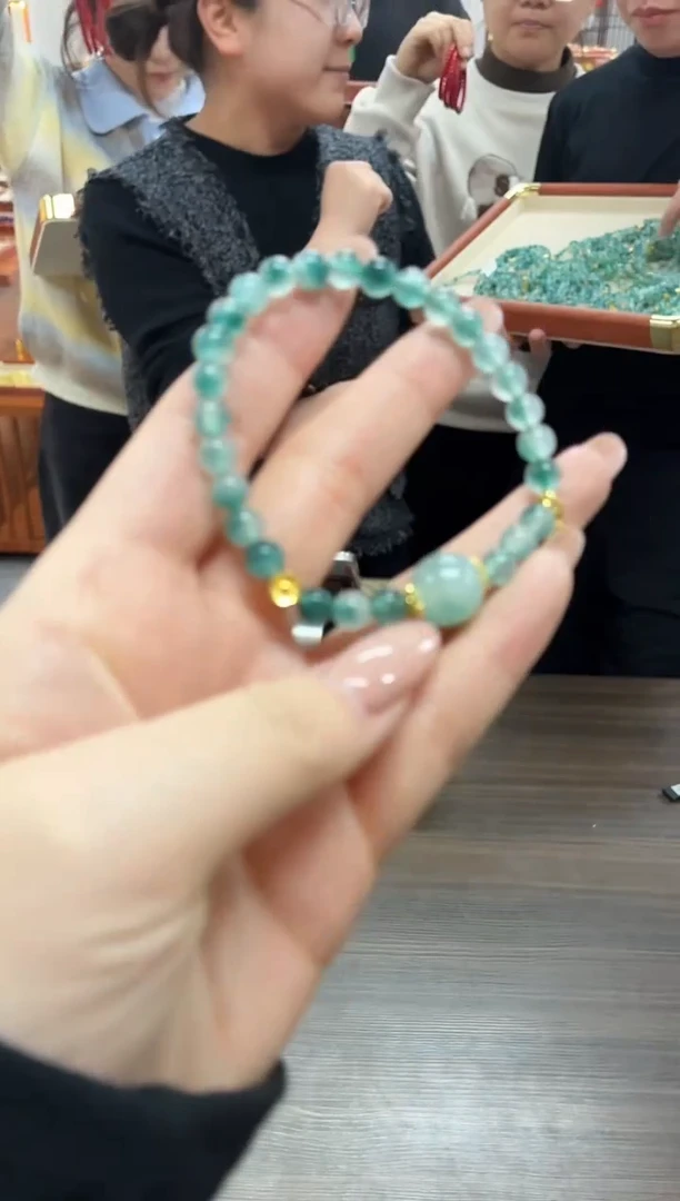 【慧慧甄选】高端轻奢手链多样性发货HF4496