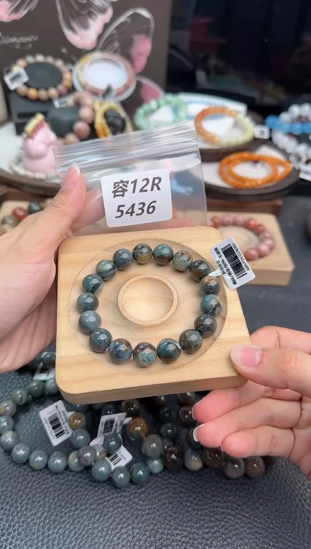 未镶嵌手链石英质玉水**由12R5436