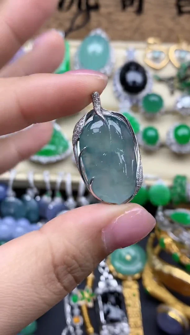 【闪购商品】翡翠颈饰18K金镶嵌577-中国好珍宝