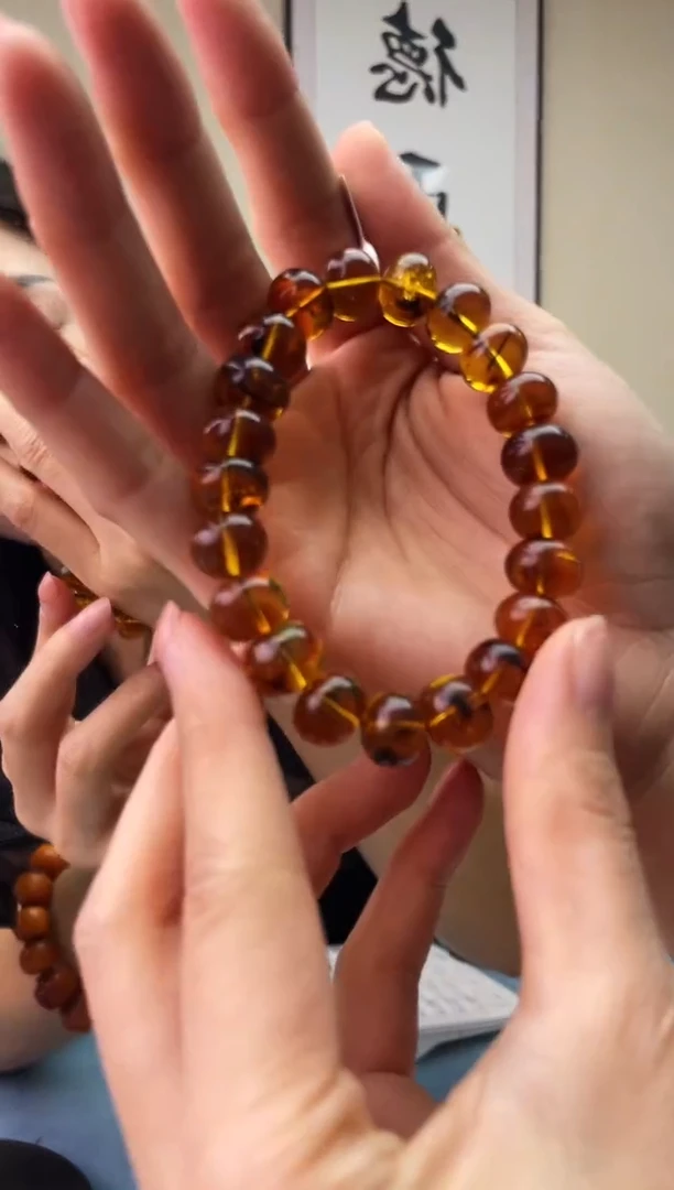 琥珀未镶嵌珠宝奇石T11+抚顺琥珀假一罚十，多样性发一件