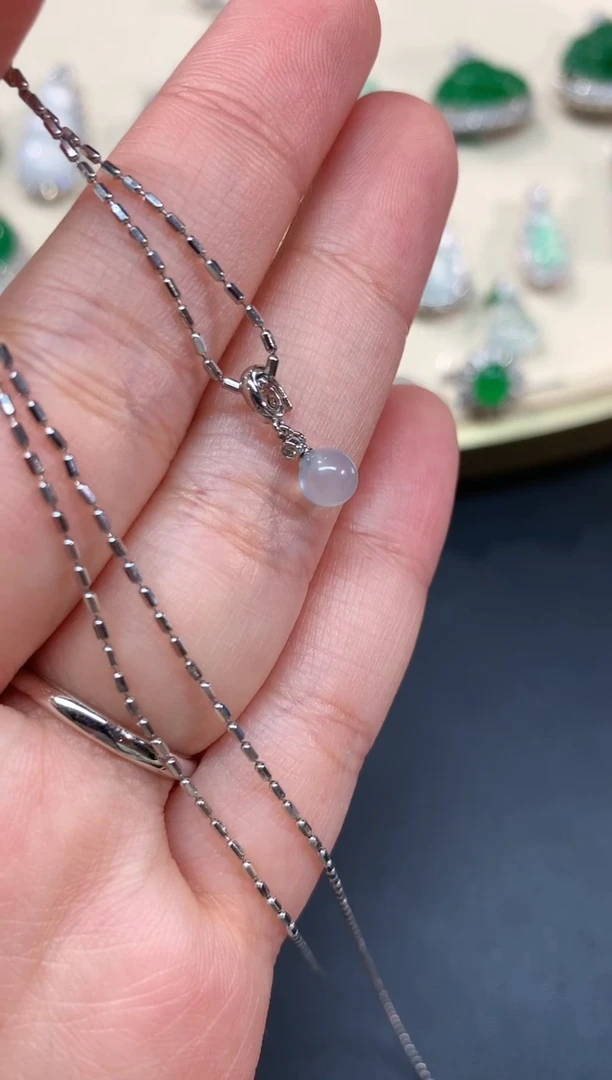 【闪购商品】翡翠吊坠(不含链)18K金镶嵌A41|1380