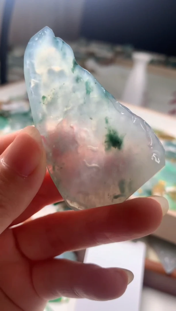 【闪购商品】翡翠颈饰未镶嵌吊坠