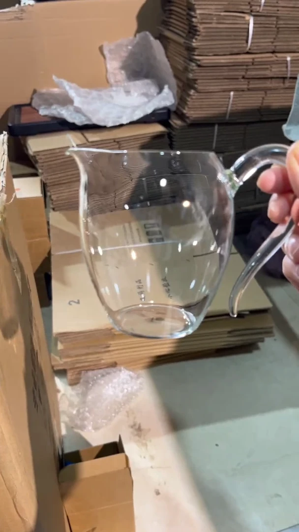 手工艺品玻璃怡然公杯  透明