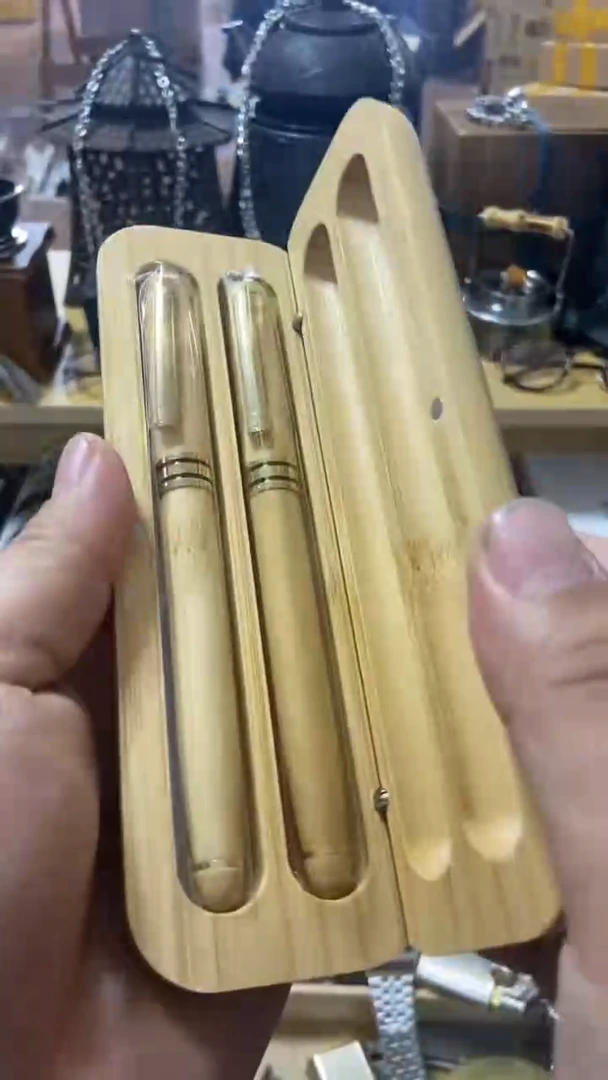 瓷片闪购商品  如图所示